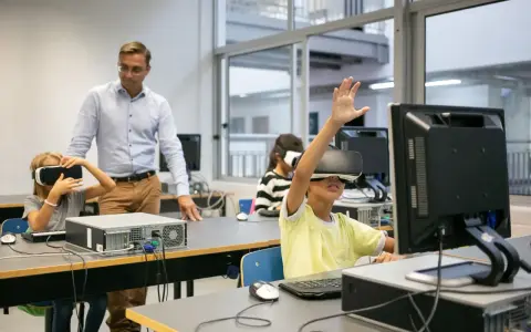 VR Bildung: Vorteile und Herausforderungen für moderne Lernmethoden