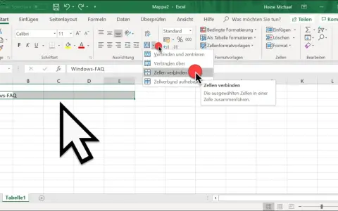 Excel-Menü zeigt Option "Zellen verbinden" an, um mehrere Zellen zu einer einzigen zusammenzuführen.