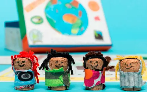 Nachhaltigkeit im Unterricht: Effektive Materialien für alle Schulstufen