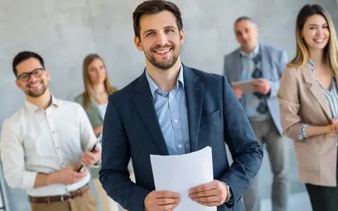 Gut bezahlte Berufe mit Abitur und Studium: Top Karrieremöglichkeiten