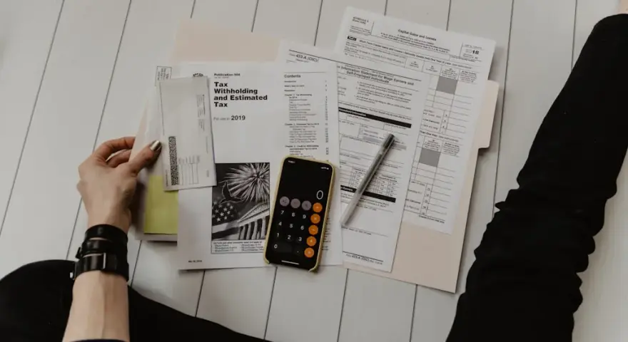 Wie du 2026 deine Finanzen besser organisierst und einfacher Geld sparen kannst